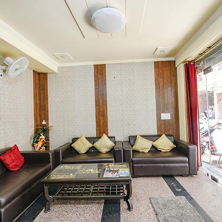 Fabhotel Ishtara Auberge New Delhi Exterior photo